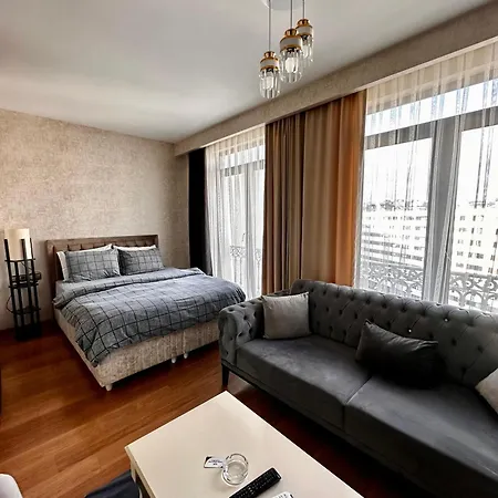 מלון Sabiha Gokcen Airport