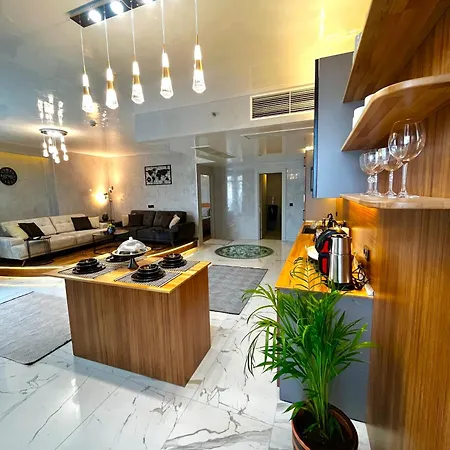 Sabiha Gokcen Airport מלון איסטמבול