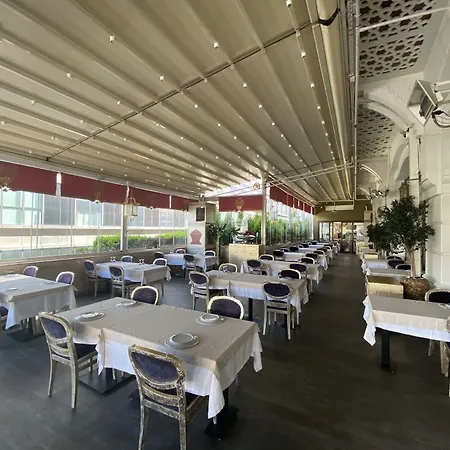 Sabiha Gokcen Airport 3*