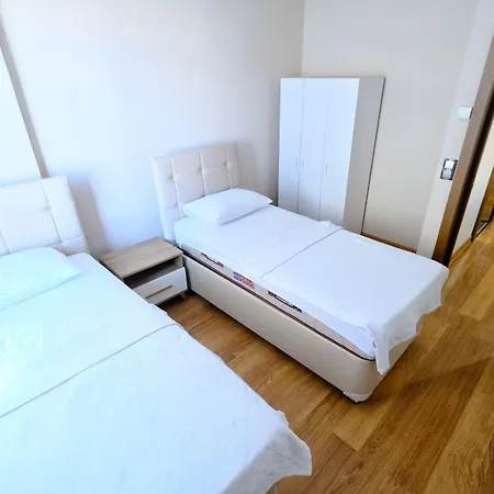 מלון Sabiha Gokcen Airport 3*