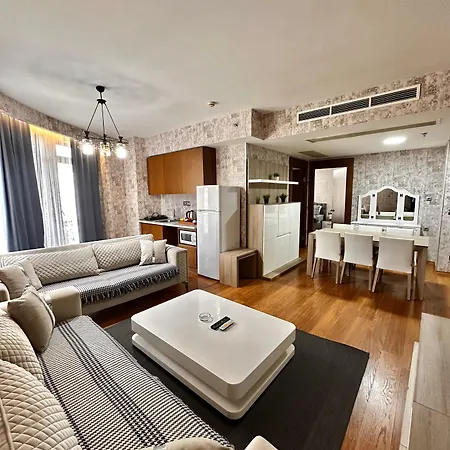 Sabiha Gokcen Airport מלון 3*